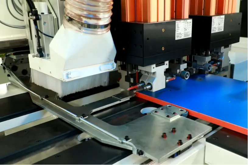 سی ان سی سوراخ کاری 6 وجه SKH-612NT